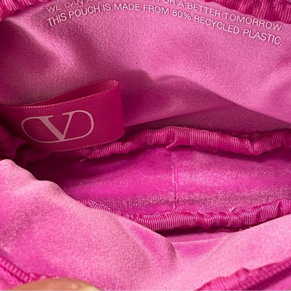 VALENTINO Small Petite Velvet Wrislet Pouch in Pink Pochette Rose - Picture 6 of 7